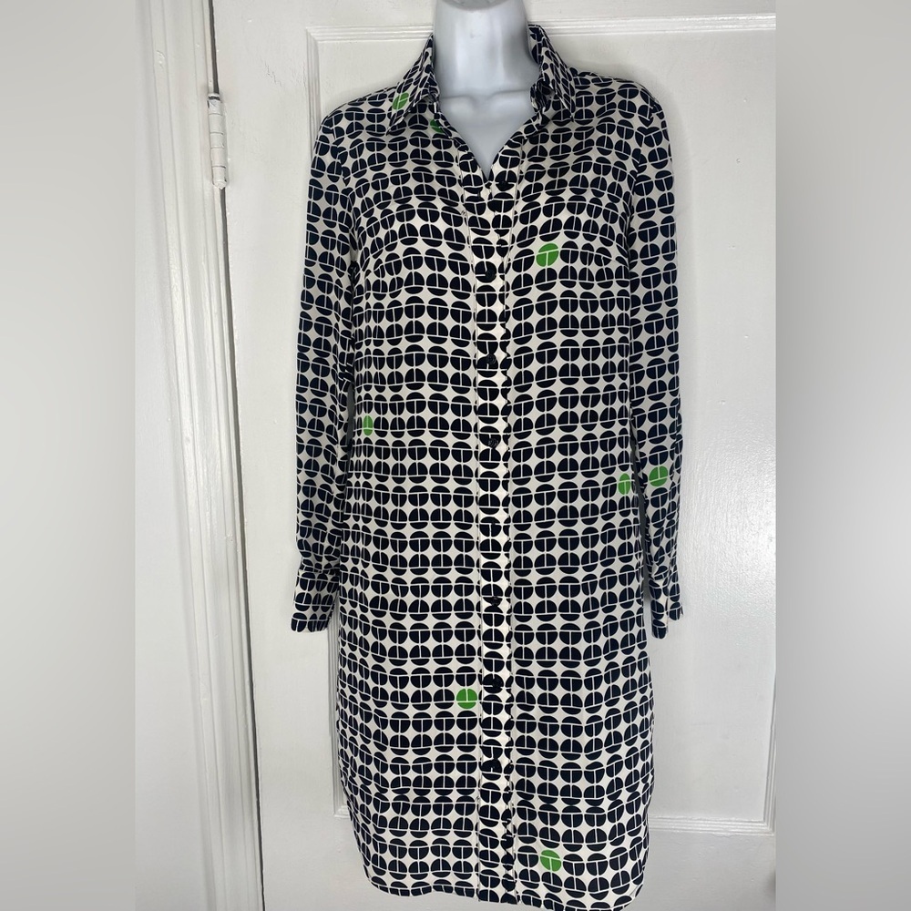 Trina Turk 2 Black and White Patterned w a Hint of Green 
Button Up Shirt Dress